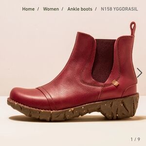 El Naturalista N158 Ankle Boots